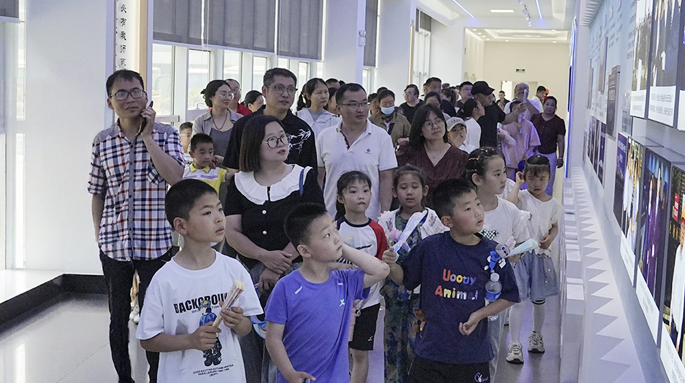 14長廊解說3.jpg